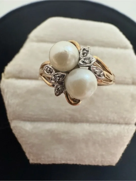 10K Solid Yellow Gold Double Pearl & Diamond Botanical Bypass Ring Size 7
