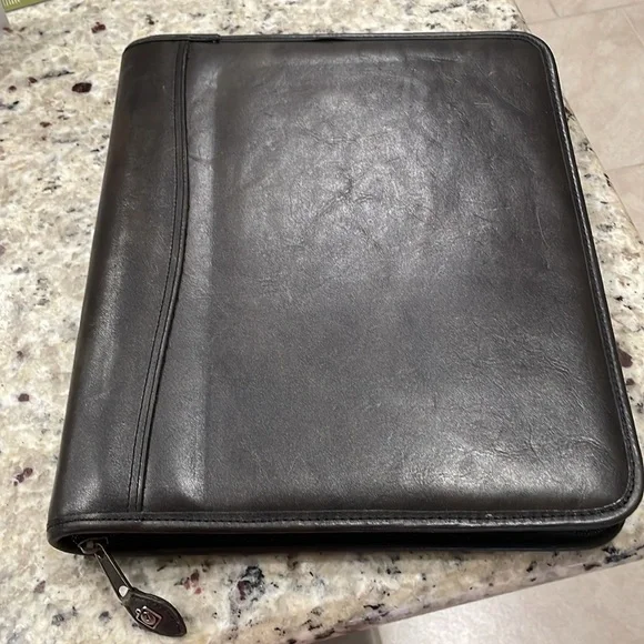Day-Timer Brownish Leather Organizer Planner Zip Around 8 3/4