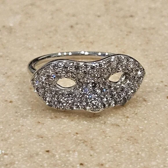 RARE LUXURY MONICA RICH KOSANN UNMASKED PHANTOM MASK PAVE DIAMOND 18K RING BAND