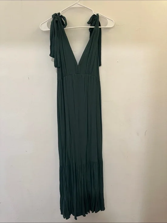 Abercrombie Tie-Shoulder Deep V Maxi Dress in Dark Green