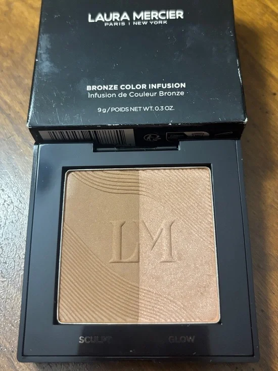 laura mercier Bronzer & Glow Duo — Brown and Gold Satin Finish