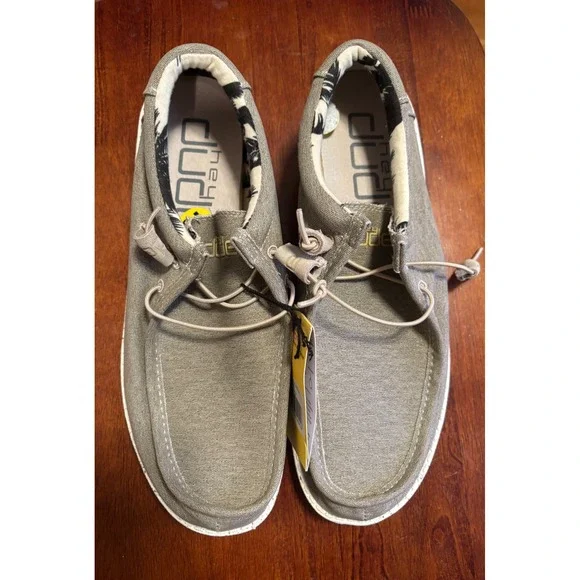 Hey Dude Wally Stretch Mens Beige Slip On Loafers Shoes Size 13 110380500 NEW