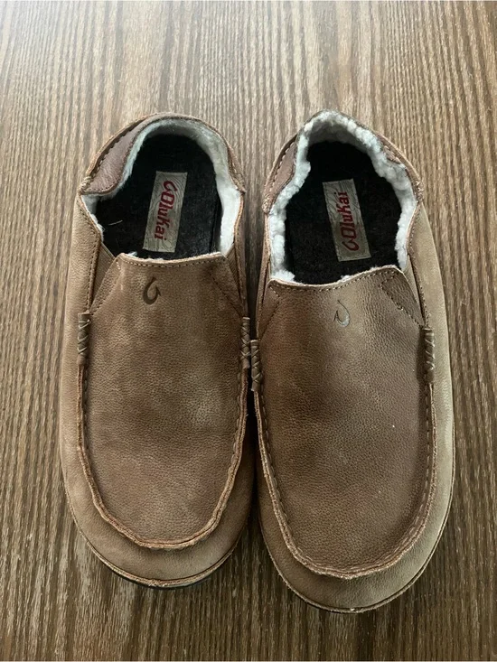 OluKai Men's Brown Leather Slip-On Moccasin Slippers