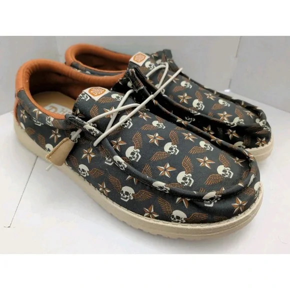 Hey Dude Wally Shoes Stars N Skulls Print Black Men Sz 10 Comfort Slip On