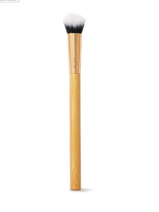 Tarte Cosmetics concealer paw brush