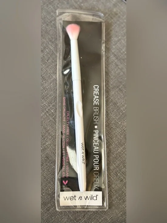 Wet n Wild Crease Brush C787 Eye Makeup Brush New Sealed