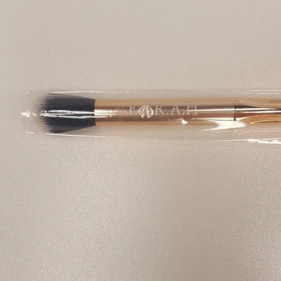 F.A.R.A.H. Tapered Blending Brush 35 E Gold 5/$25