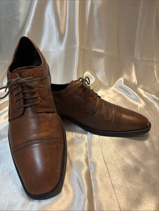 Johnston & Murphy Men's Brown Leather Cap-Toe Dress Shoes