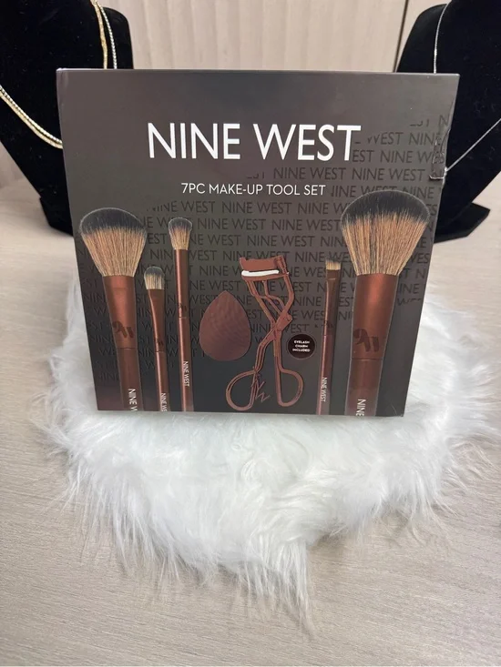 Nine West 7PC Makeup Brush Tool Set - Copper Brown