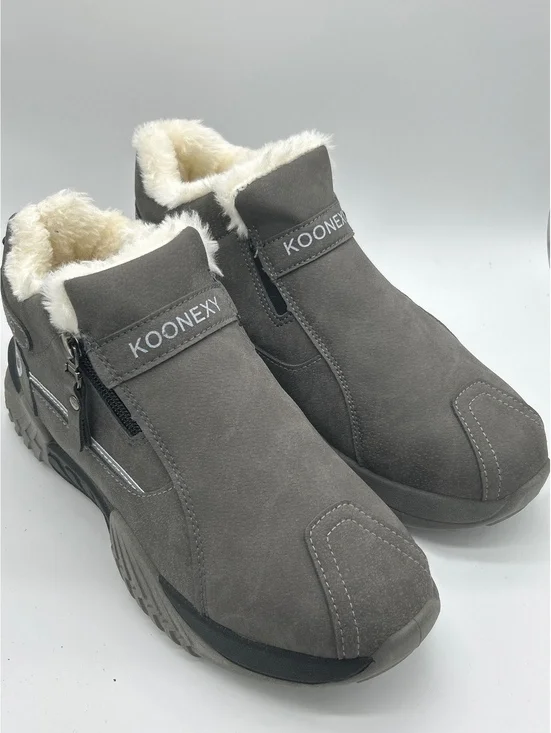 Koonexy Gray Faux Fur Lined Winter Shoes Size 42/8men 10.5 women’s