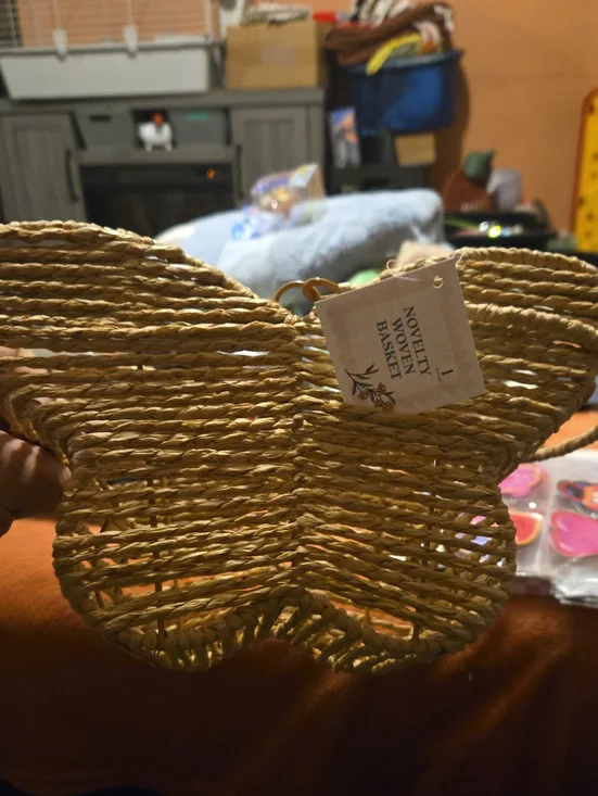 Novelty Woven Basket - Natural Straw Butterfly Accent#569