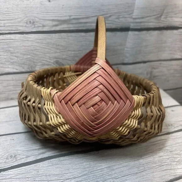 Southern Style Buttocks Basket, Woven Wood, Handle, Egg Gathering Signed