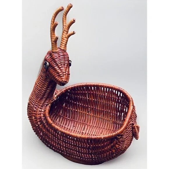 VTG Wicker Rattan Reindeer Basket Boho Woodland Christmas Centerpiece 11