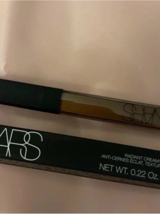 NARS Radiant Creamy Concealer - Honey Beige