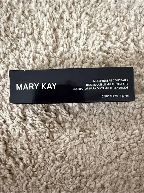 Mary Kay Multi-Benefit Concealer - Med 3 shade