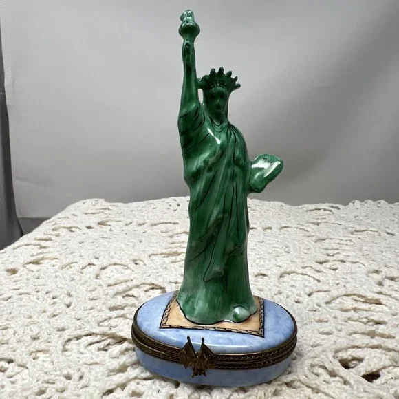 Limoges Trinket Box Statue Of Liberty New York‎ US Flag & White House Peint Main