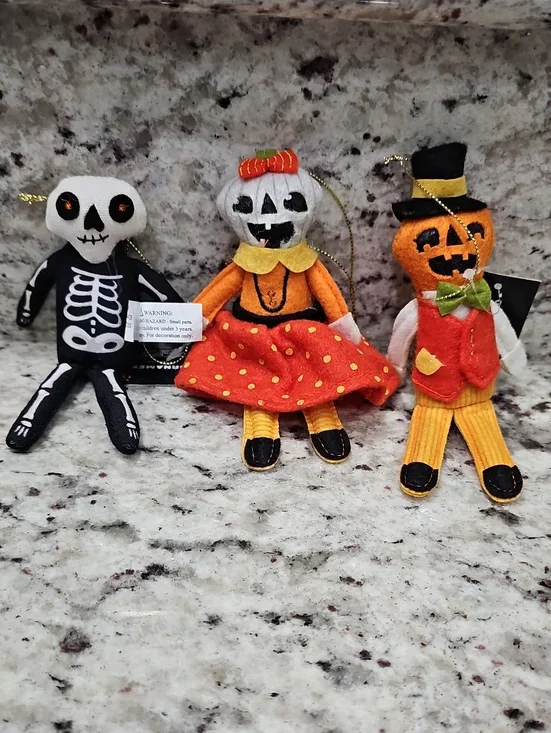 Hyde And Eeek! 2018 Ornaments Mr. & Mrs. Pumpkin And Skeleton