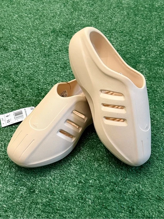 adidas adiFOM IIInfinity Mule – Crystal Sand – Men’s Size 9 – Brand New