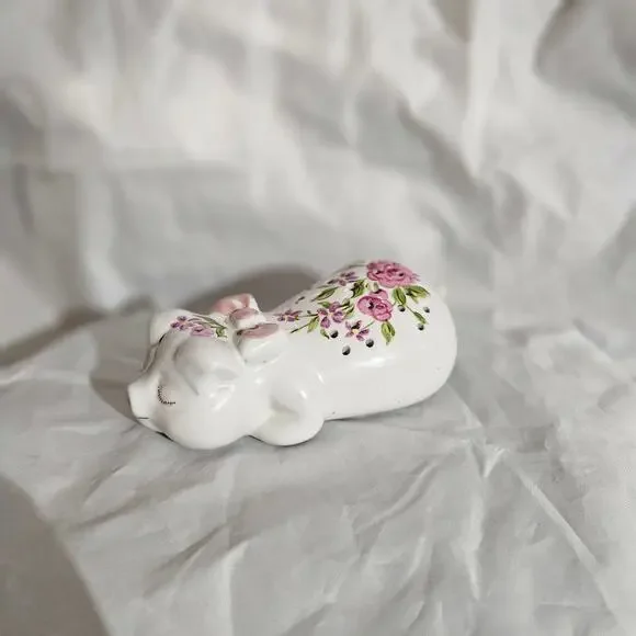 Vintage 1978 Avon pampered Piglet Ceramic Pomander Holder Potpourri