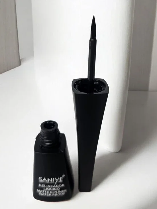 SANIYE WATERPROOF MATTE BLACK SMUDGE-PROOF EYELASH MASCARE 1 PC