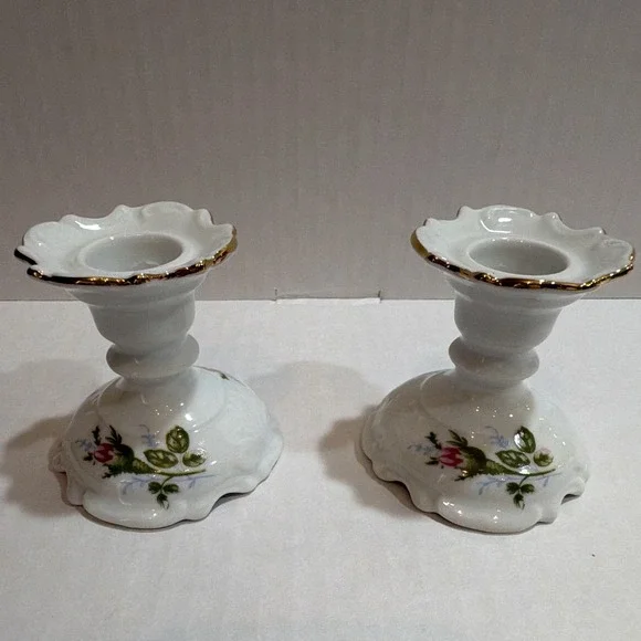 vintage moss rise Pair White Ceramic Floral Candle Holders Gold Rim 3 in tall