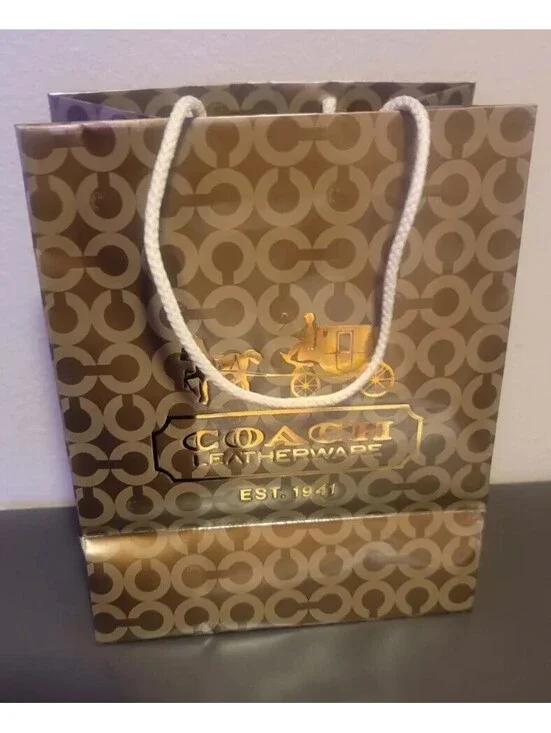 COACH GOLD LOGO 8