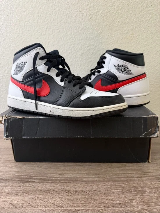 Nike Black White Red High-Top Sneakers