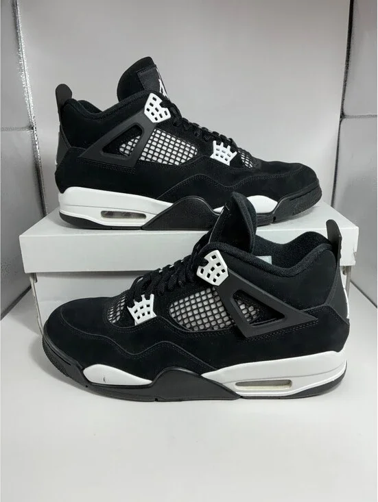 Size 11 - Nike Air Jordan 4 Retro White Thunder
