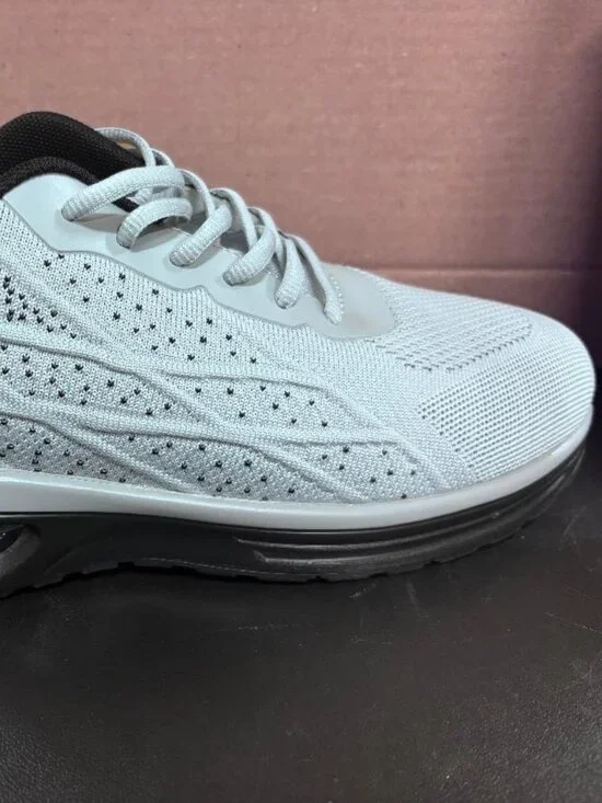 Mens 10.5 Mehoto Running Sneaker