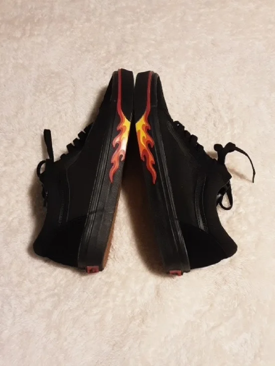 VANS Old Skool  Flame  Wall  BLACK Sneakers Men's Size 12