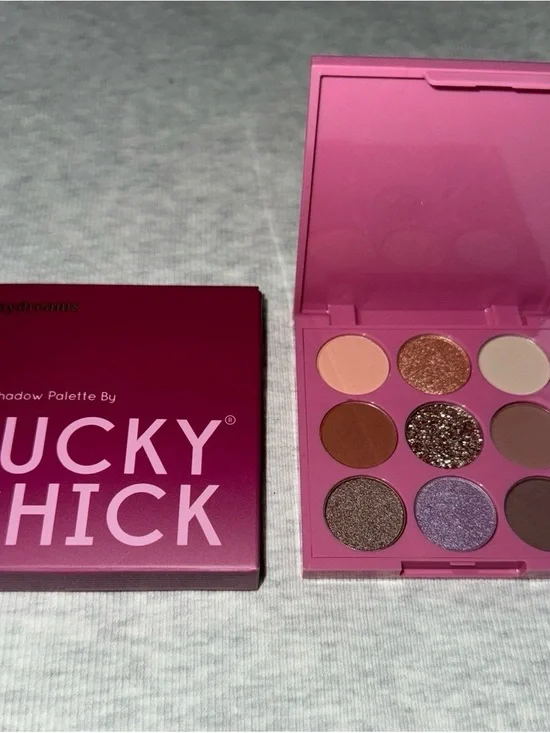 Lucky Chick “Daydreams” Eyeshadow Palette