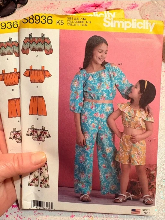 BN UNCUT SIMPLICITY 8936 K5 GIRLS SEWING PATTERNS CROP TOP PANTS SHORTS