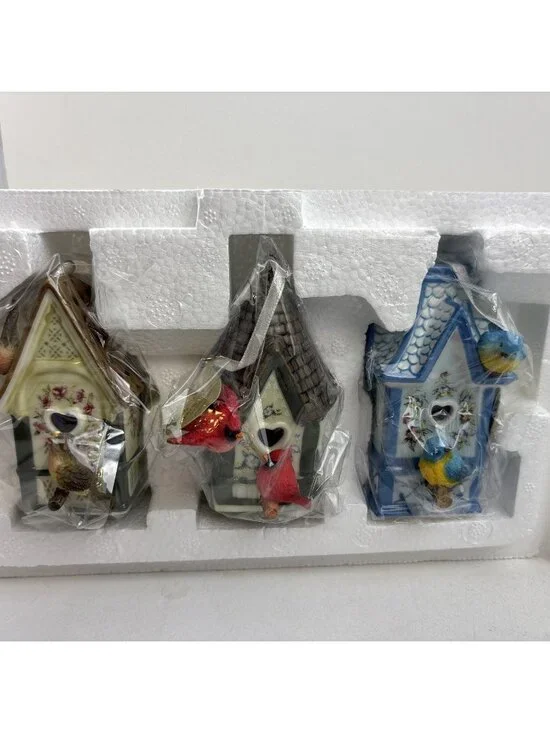 1999 Bradford Editions Home Is Where The Heart Is Set 3 Birdhouse Ornaments