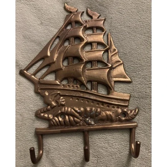 VTG Nautical Bronze Metal Sailing Ship Wall Mounted Key Hook Rack, 3 Hooks