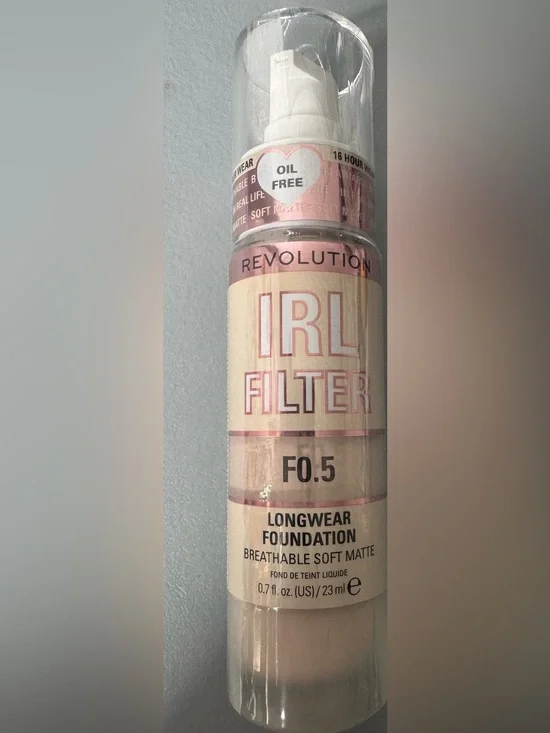 Revolution IRL Filter Longwear Foundation F0.5 - Light Neutral Beige oil free