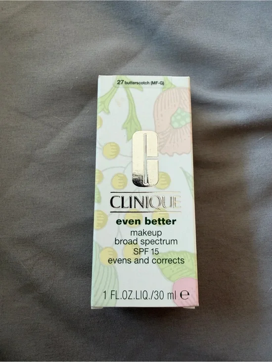 New Clinique Even Better Makeup -  #27 Butterscotch