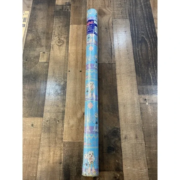 BRATZ Dolls‎ Holiday Christmas Wrapping Paper Roll 70 Sq Ft Gift Wrap Vtg ~ Read