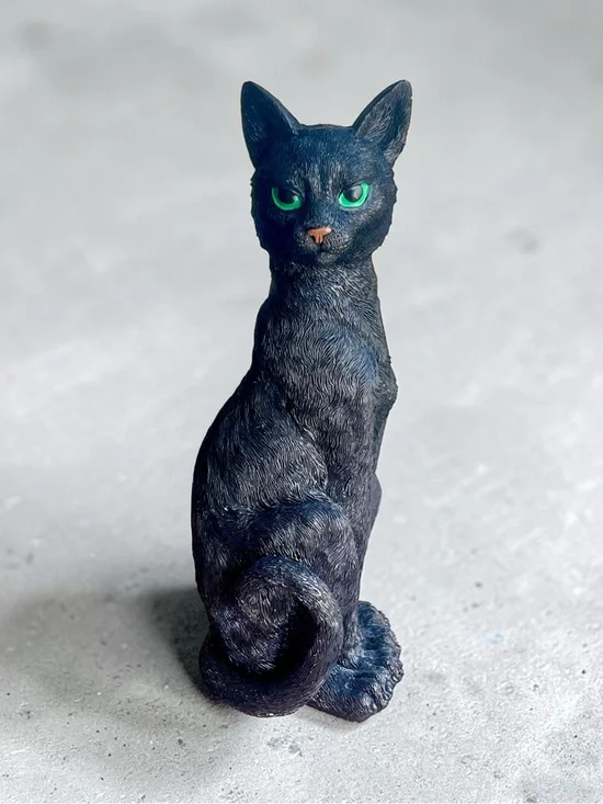 Black Cat Figurine with Green Eyes Decorative Pet Statue