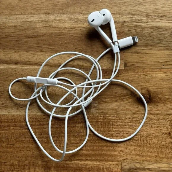 OEM Apple iPhone‎ Wired Earpods Earphones Earbuds Lightning Authentic Original