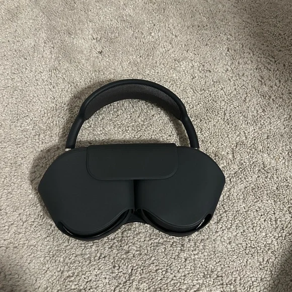 AirPod pro max