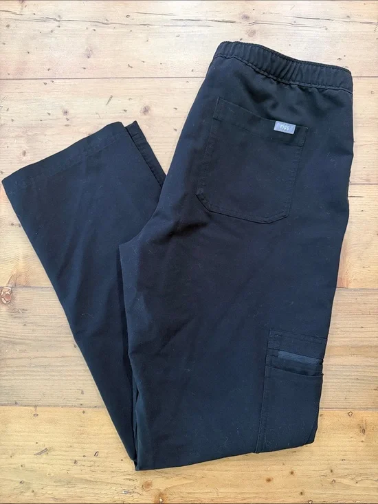 FIGS Men’s Black Scrub Pants