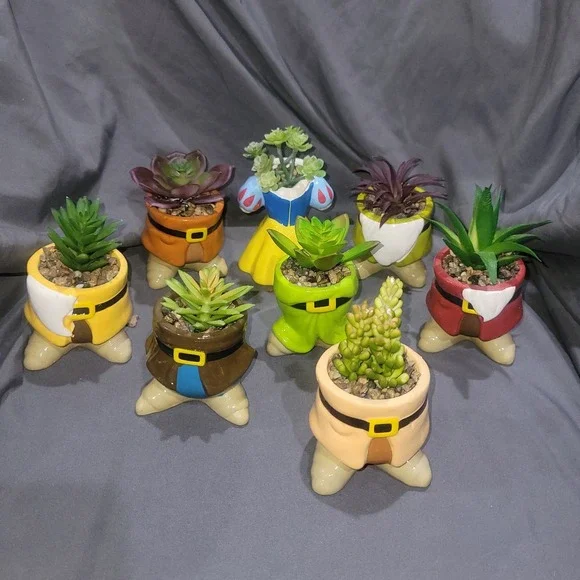 Disney Snow White and the Seven Dwarfs Faux Succulent Set