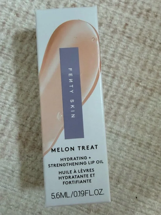 Fenty Skin Fenty Treatz Hydrating + Strengthening Lip Oil in Kalahari Melon NEW
