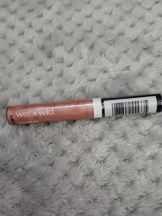 wet n wild‎ MegaSlicks Lip Gloss - Rasp-berry Voice