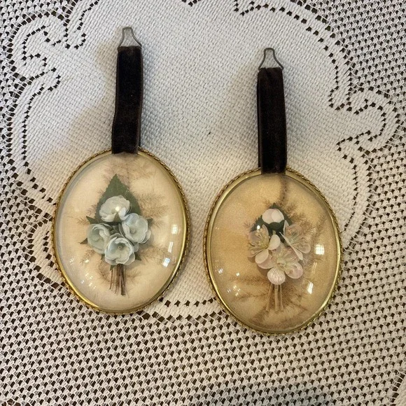 Dried Flowers in Domed Oval Frame Vintage Wall Hang. Velvet. Set Of 2.
