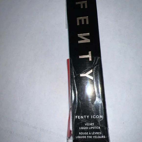 Fenty Beauty Velvet‎ Liquid Lipstick