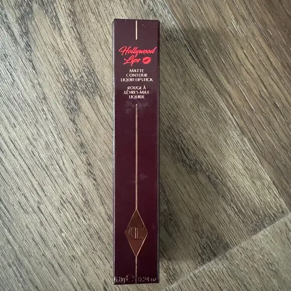 Charlotte Tilbury Hollywood Lips Matte Liquid Lipstick in Dangerous Liaison