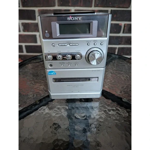 Sony CMT - NE3 Micro Hifi Component System CD Tape Player WORKS GREAT 2004