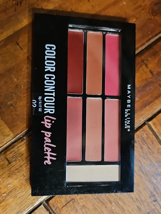 Maybelline Color Contour Lip Palette — Pink & Neutral Shades