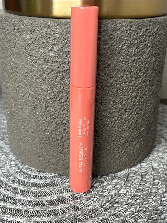 ❤️$3 NWT Ulta Beauty Lash Flash Mascara 8.15ml